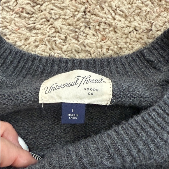 Universal Thread Sweater 2 Piece Bundle Size L - Picture 7 of 9